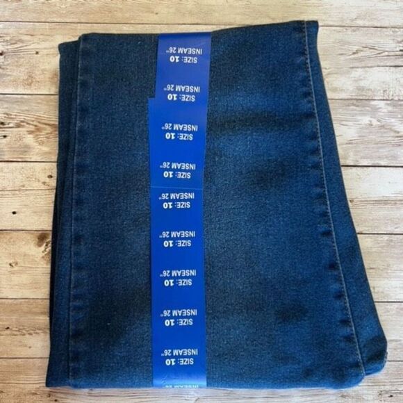 NWT Gloria Vanderbilt Crop Pants Women's Size 10 Blue Denim Pull-On Mid-Rise - Picture 8 of 12